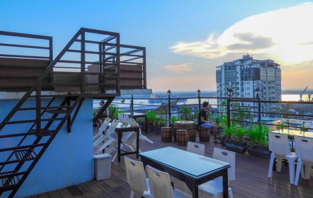 Backpacker Hostel Rangun Kültér fotó
